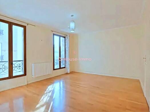 Appartement à vendre 339 000 € 1 pièce 32 m² Étage 4/6 Citroën-Boucicaut Paris 15ème arrondissement 75015