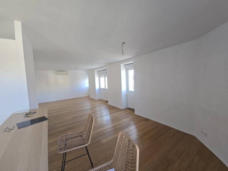 Maison à louer, 96m², MARSEILLE 8E