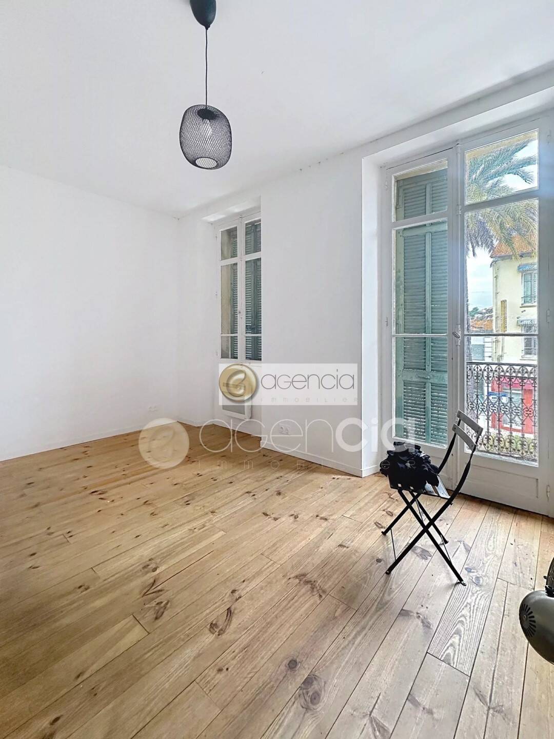 Maison à louer, 19m², CANNES