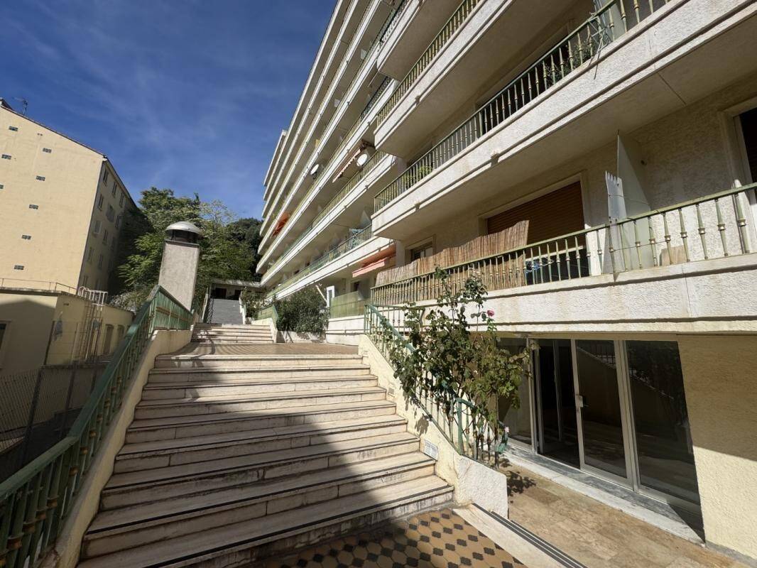 Maison à louer, 61m², AJACCIO