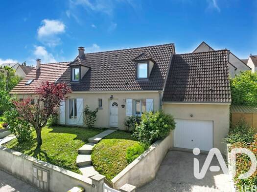 Maison à vendre 330 000 € 6 pièces 4 chambres 115 m² 322 m² de terrain ZAC Hameaux Breuillet 91650
