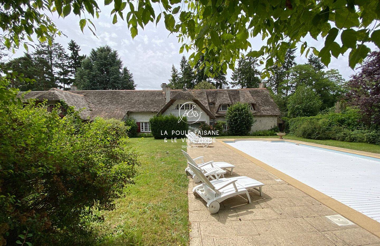 Maison à vendre, 350m², POIGNY LA FORET