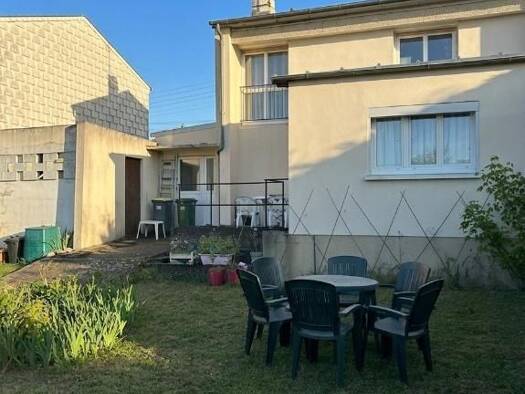 Maison à vendre 197 600 € 5 pièces 3 chambres 347 m² de terrain Saran 45770