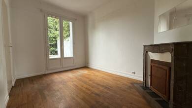 Appartement à louer 660 € 2 pièces 1 chambre 32 m² 1er étage Maisons Alfort 94700