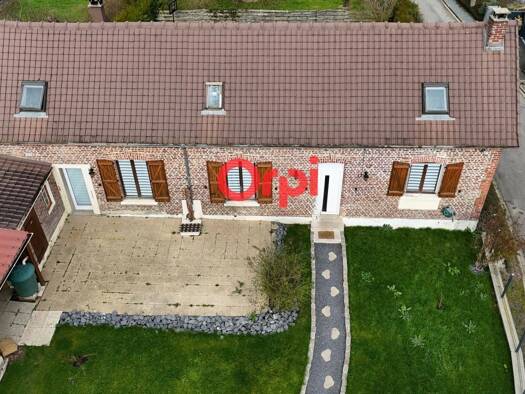 Maison de ville à vendre 179 900 € 4 pièces 3 chambres 139,4 m² 617 m² de terrain Cartigny 80200