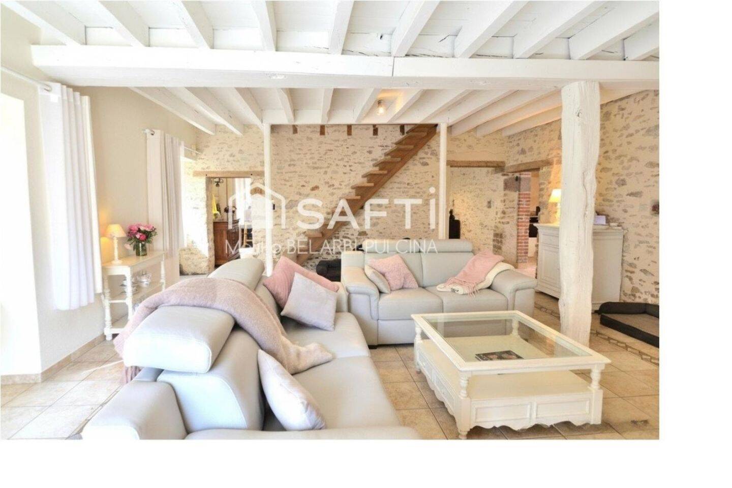 Maison à vendre, 392m², SAINT HILAIRE LA FORET
