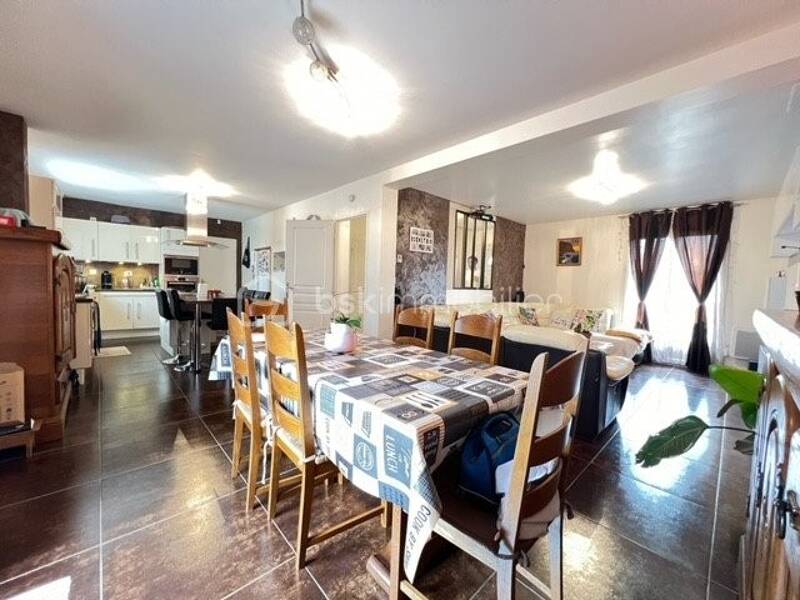 Maison à vendre, 95m², COMBS LA VILLE