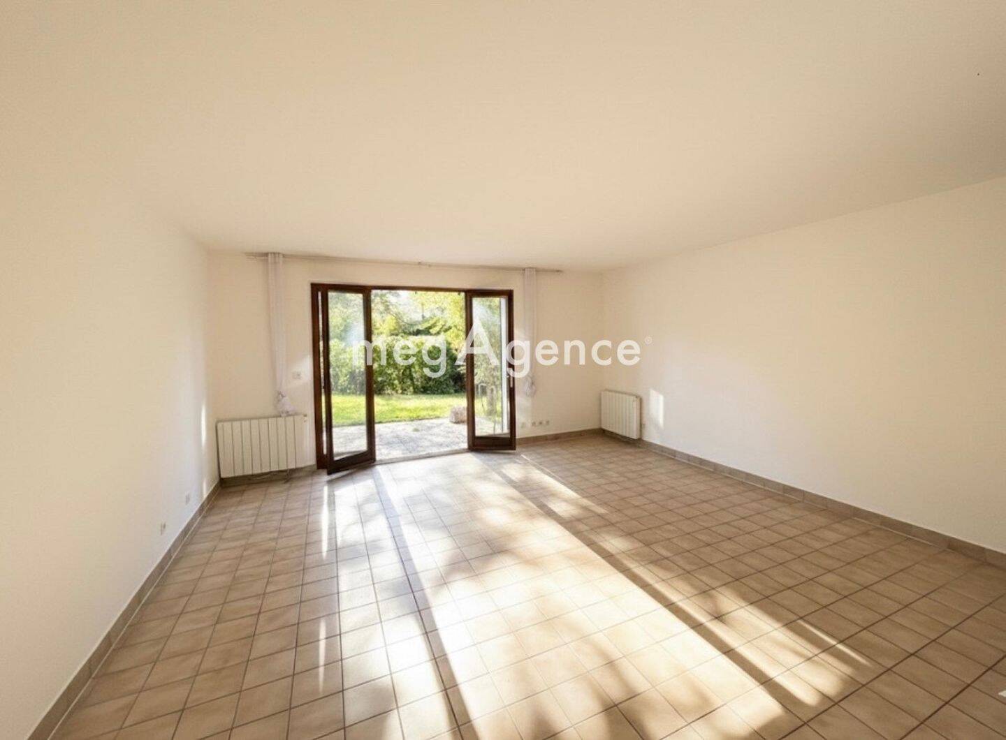 Maison à vendre, 182m², SAINT NOM LA BRETECHE