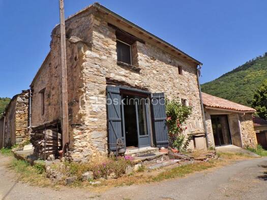 Maison à vendre 130 000 € 5 pièces 3 chambres 138 m² Riols 34220