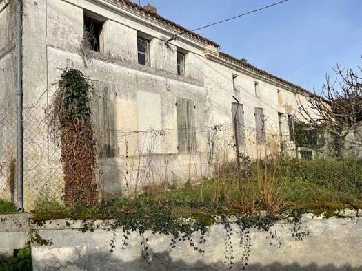 Maison jumelée à vendre 96 500 € 5 pièces 3 chambres 110 m² 780 m² de terrain Romegoux 17250