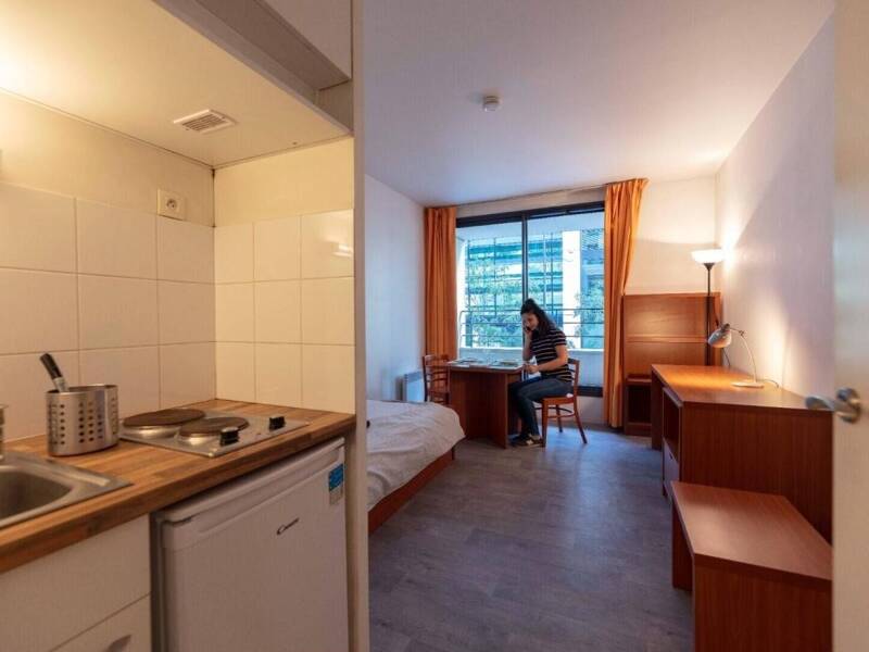 Maison à louer, 18m², PARIS 13E