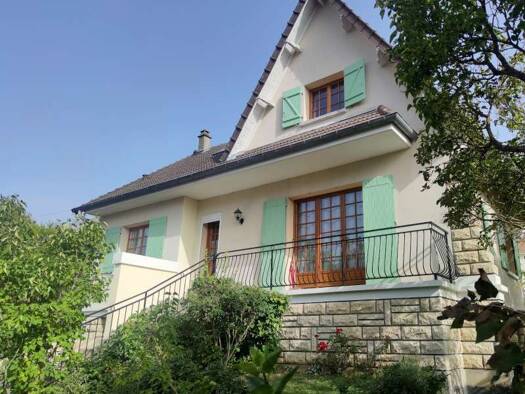 Maison à vendre 438 000 € 6 pièces 4 chambres 120 m² 540 m² de terrain Auteuil 78770