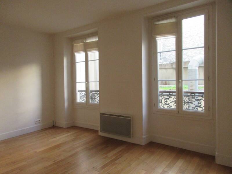 Maison à louer, 45m², PARIS 18E