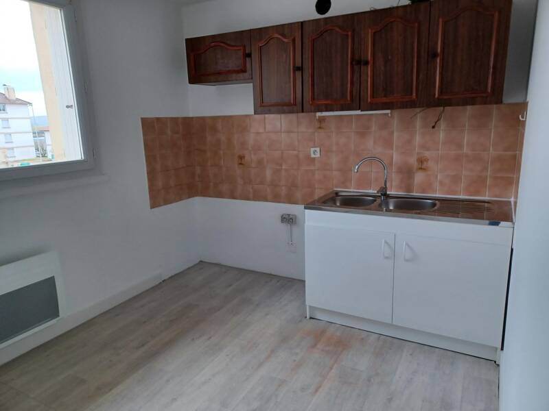 Maison à louer, 73m², AURILLAC