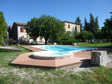 Ferme à vendre 610 000 € 14 pièces 6 chambres 310 m² 3 900 m² de terrain St Hippolyte du Fort 30170