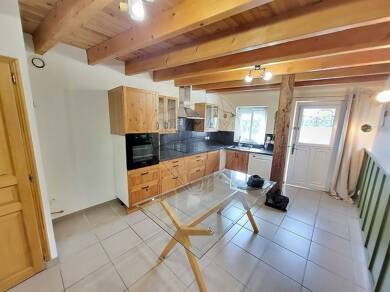 Maison à louer 750 € 4 pièces 2 chambres 71 m² Montceaux 01090
