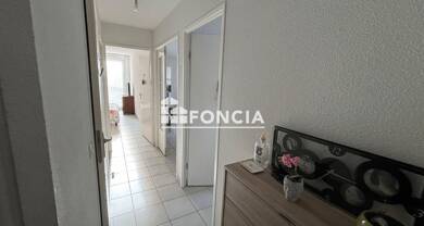 Appartement à vendre 143 000 € 3 pièces 2 chambres 62 m² RDC/1 La Fenetre Saintes 17100