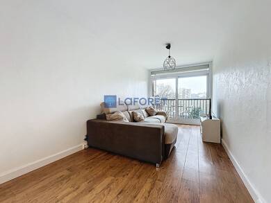 Appartement à louer 1 099 € 3 pièces 2 chambres 58 m² Étage 4/12 Lycée Monge Savigny sur Orge 91600