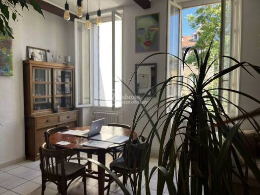 Appartement à vendre 417 000 € 4 pièces 3 chambres 96,85 m² Étage 4/4 Le chapitre Marseille 1er arrondissement 13001
