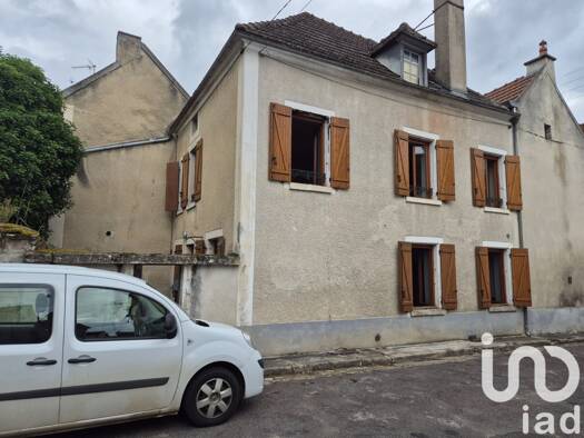 Maison de ville à vendre 54 800 € 4 pièces 3 chambres 123,72 m² 113 m² de terrain Ancy-le-Franc 89160