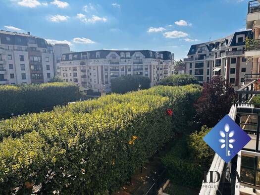 Appartement à vendre 830 000 € 4 pièces 3 chambres 98 m² Étage 3/6 Valmy Charenton-le-Pont 94220