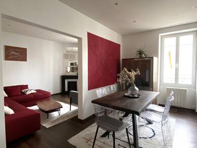 Appartement à louer 980 € 3 pièces 2 chambres 75 m² Dernier étage, Étage 2/2 Centre Ville Bellegarde sur Valserine 01200