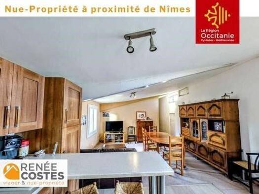 Appartement en viager occupé Bouquet 98 140 € 3 pièces 2 chambres 71 m² Étage 1/1 Redessan 30129