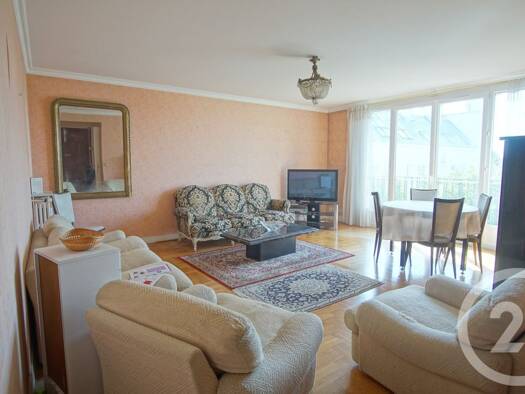 Appartement à vendre 239 000 € 4 pièces 3 chambres 84,9 m² 3ème étage Choisy le Roi 94600