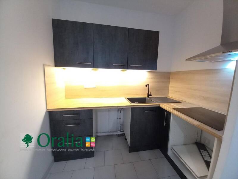 Maison à louer, 35m², MARSEILLE 8E