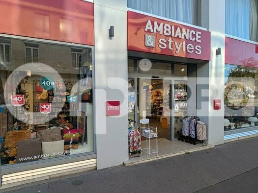Local commercial à louer 4 000 € 226 m² de surface de vente Beauvais 60000