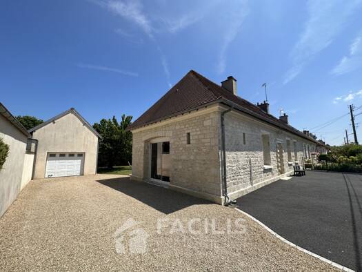 Maison à vendre 197 600 € 5 pièces 4 chambres 100 m² 531 m² de terrain Falaise 14700