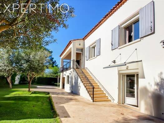 Maison à vendre 799 900 € 6 pièces 4 chambres 164 m² Châteauneuf-le-Rouge 13790