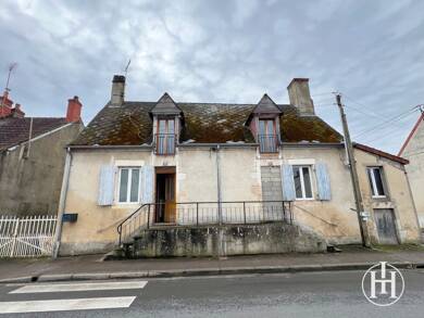 Maison à vendre 59 900 € 7 pièces 4 chambres 116 m² 230 m² de terrain Sancoins 18600