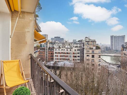 Appartement à vendre 870 000 € 3 pièces 2 chambres 70 m² Étage 9/11 Auteuil Nord Paris 16ème arrondissement 75016