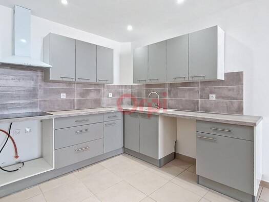 Appartement à louer 620 € 3 pièces 2 chambres 58,9 m² RDC Saint-Féliu-d'Avall 66170