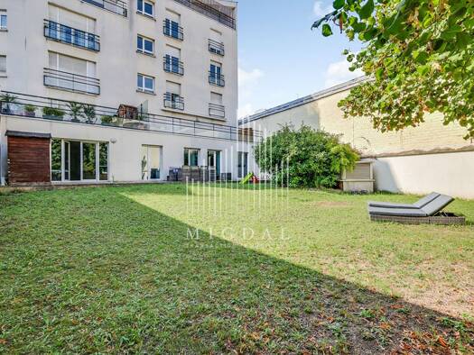 Appartement à vendre 790 000 € 5 pièces 4 chambres 110 m² RDC/6 Marceau - République Courbevoie 92400