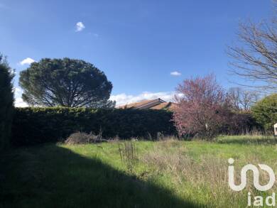 Terrain viabilisé à vendre 249 000 € 650 m² de terrain Morancé 69480