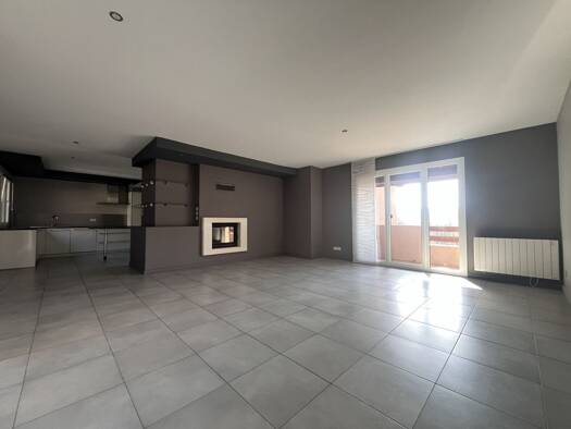 Maison à vendre - Première occupation 390 000 € 3 pièces 2 chambres 90 m² 135 m² de terrain Charlier Écully 69130