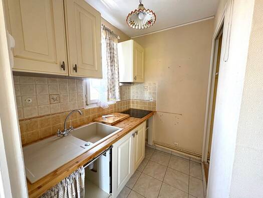 Appartement à vendre 123 000 € 3 pièces 2 chambres 70 m² Étage 2/3 La Roche-Posay 86270