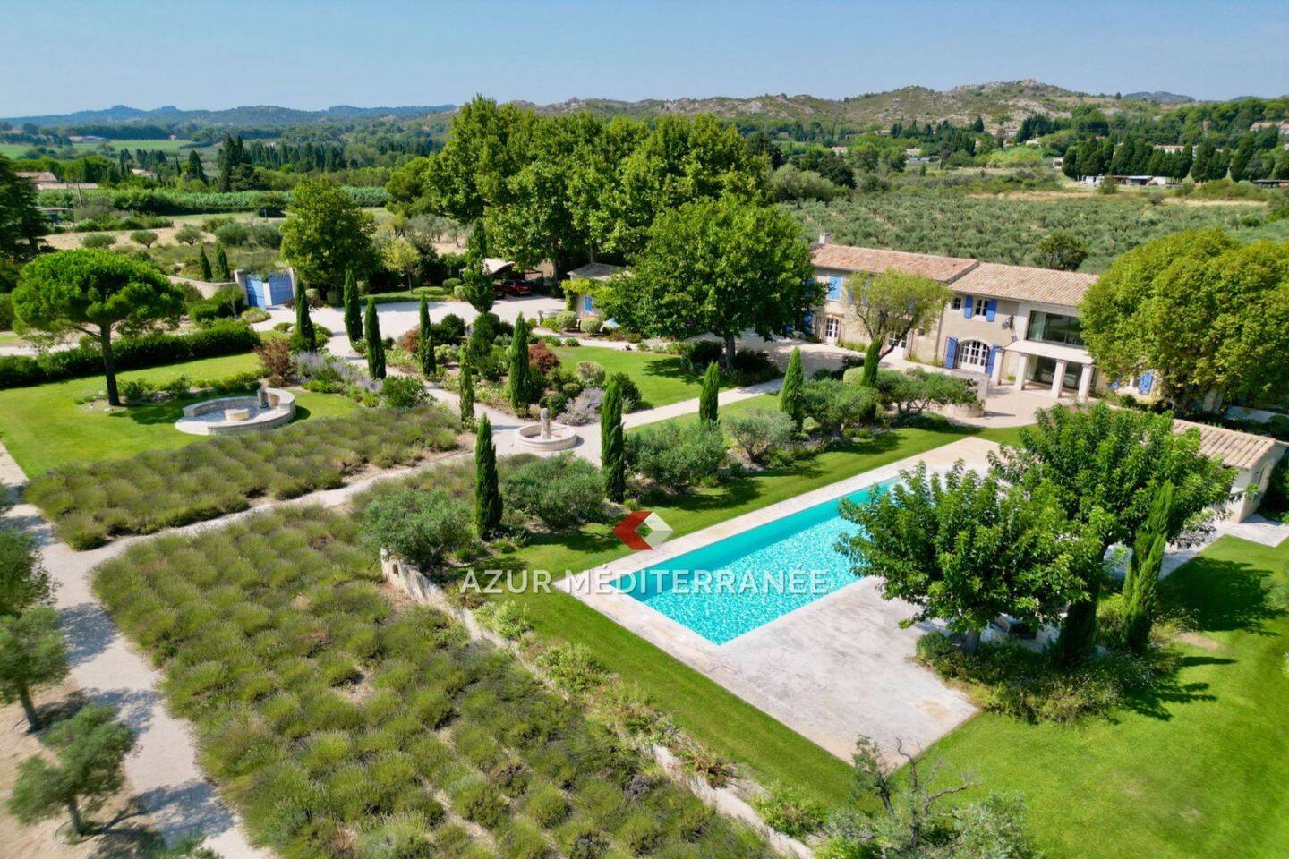 Maison à vendre, 350m², MAUSSANE LES ALPILLES