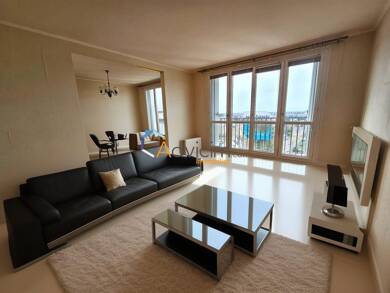 Appartement à vendre 120 000 € 4 pièces 3 chambres 84 m² Dernier étage, Étage 12/12 Orbelière Olivet 45160