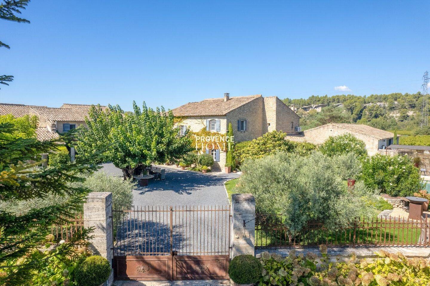 Maison à vendre, 380m², MENERBES