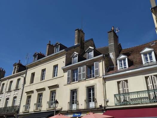 Appartement à vendre 85 000 € 2 pièces 1 chambre 27 m² Étage 1/2 Grangier Dijon 21000