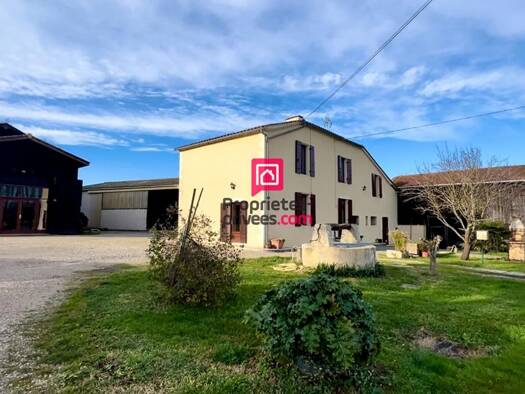 Maison à vendre 299 900 € 7 pièces 3 chambres 156 m² 6 000 m² de terrain Langon 33210