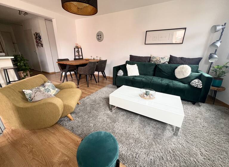 Appartement à vendre 299 000 € 4 pièces 3<br/>chambres 72 m²<br/>superficie 3/4<br/>étage Minimes-Barrière de Paris Toulouse 31200