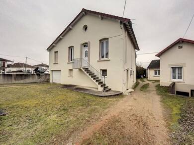 Maison de ville à vendre 115 000 € 4 pièces 3 chambres 90 m² 350 m² de terrain Campagne Domérat 03410
