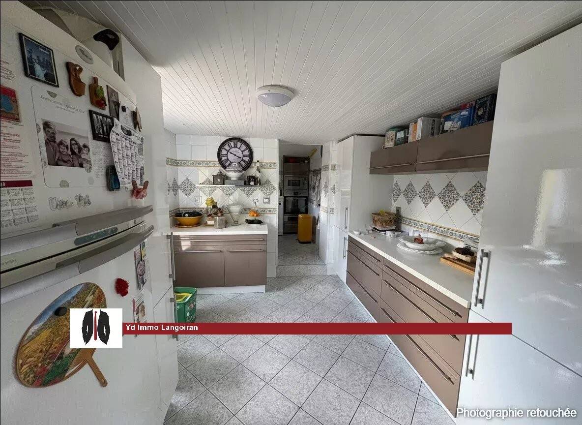 Maison à vendre, 186m², SAINT CAPRAIS DE BORDEAUX