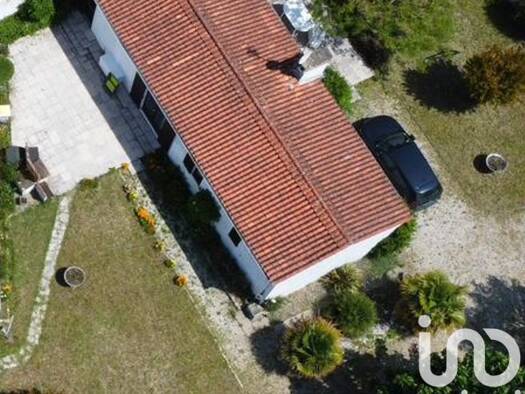 Maison à vendre 1 302 500 € 6 pièces 5 chambres 104 m² 922 m² de terrain Île De Ré Le Bois-Plage-en-Ré 17580