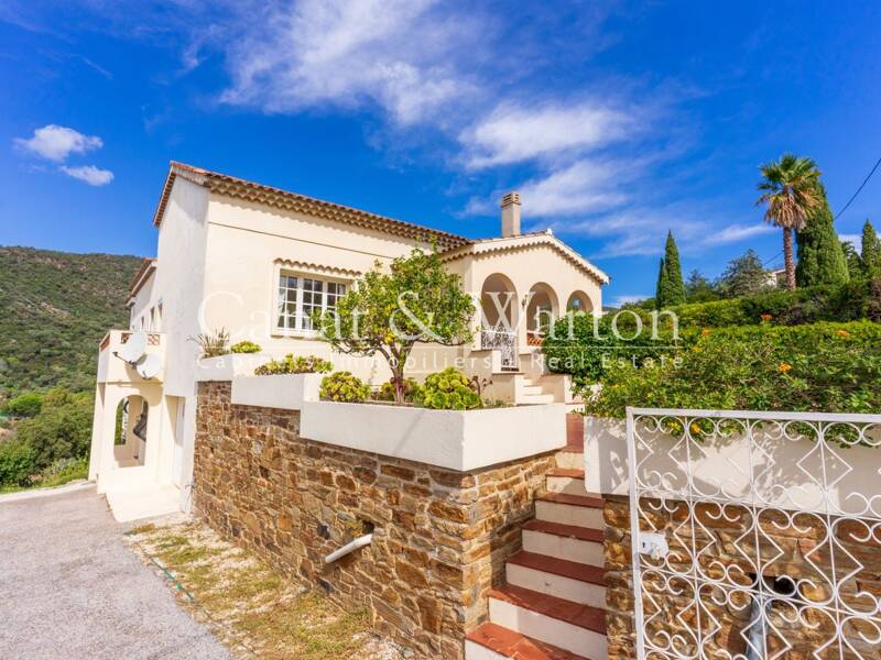 Maison à vendre, 181m², RAYOL CANADEL SUR MER