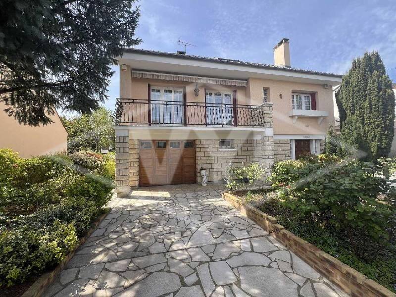 Maison à vendre, 135m², COMBS LA VILLE